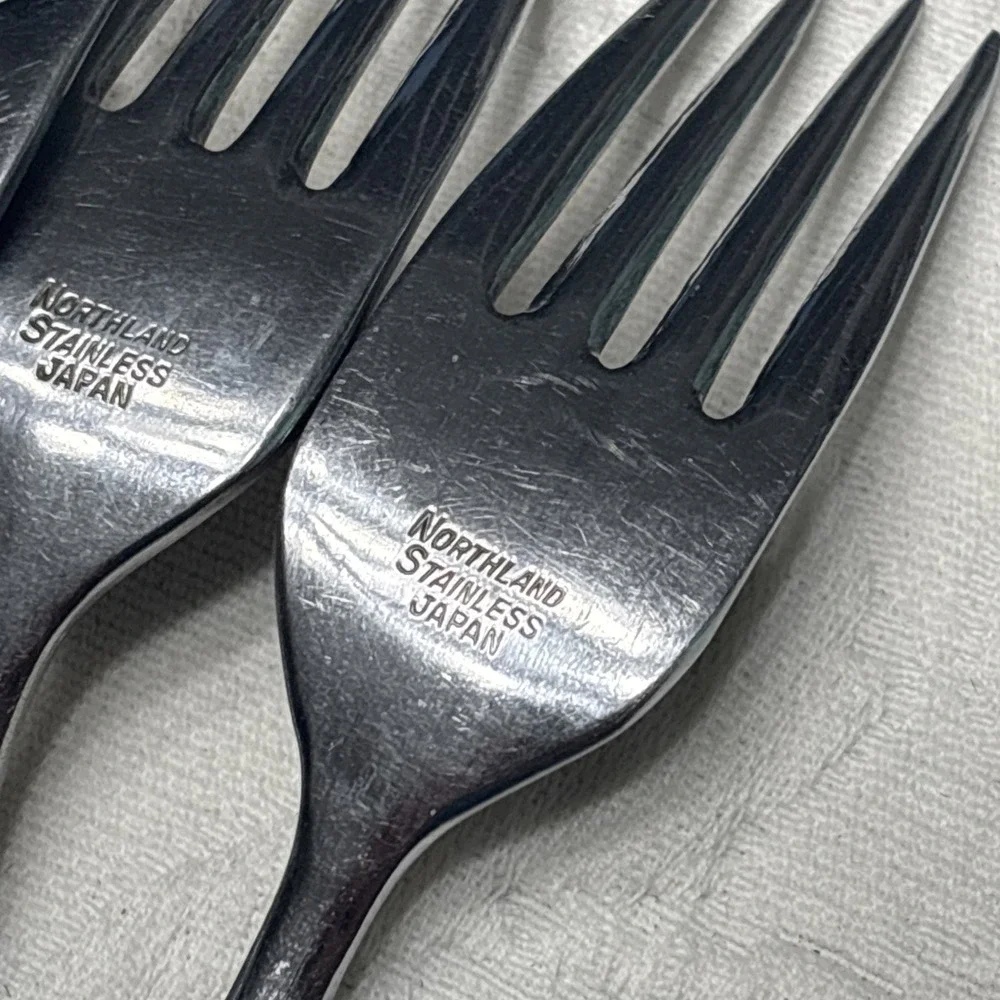 7 Oneida Napa Valley Northland Japan Wood Handle Mid Century Salad Forks 6 5/8
